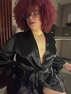 Enyagleam  online show from March 22, 2026, 2:37 am