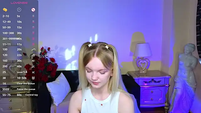 RosesKate online show from September 14, 2025, 4:33 am