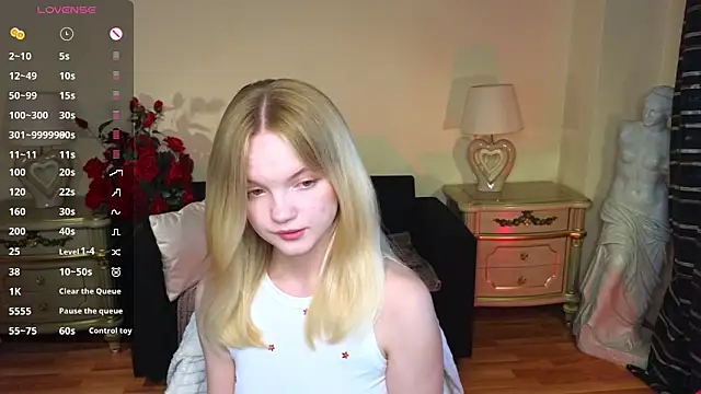 Snapshot of RosesKate chatting on September 23, 2025, 11:46 am RosesKate online show from September 23, 2025, 11:46 am