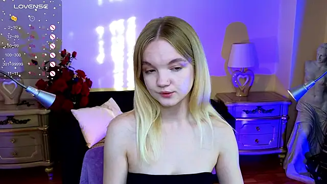 Snapshot of RosesKate chatting on October 9, 2025, 4:21 am RosesKate online show from October 9, 2025, 4:21 am