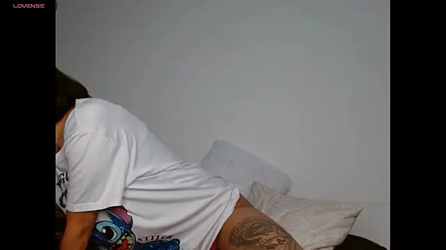 Gia Lee online show from February 20, 2026, 6:26 am