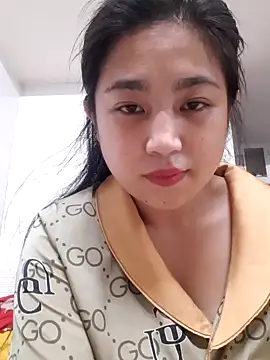 Snapshot of Minn-cute chatting on October 5, 2025, 8:45 am Minn-cute online show from October 5, 2025, 8:45 am