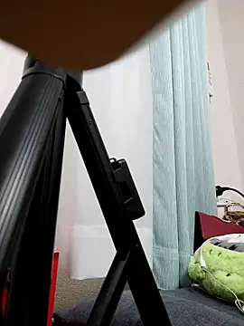 Snapshot of Mer78 chatting on October 23, 2025, 3:55 pm Mer78 online show from October 23, 2025, 3:55 pm