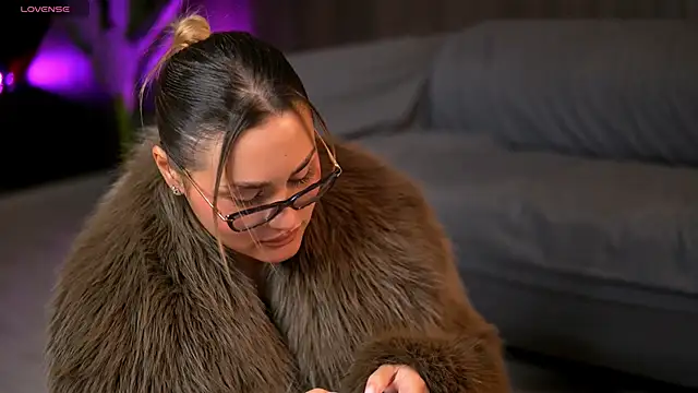 Snapshot of KayaAzur chatting on October 16, 2025, 4:46 am KayaAzur online show from October 16, 2025, 4:46 am