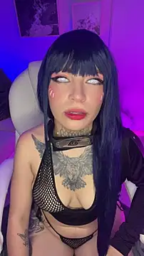 dreamleah  online show from April 28, 2026, 10:15 pm