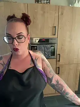 Miss Lucifer6 online show from July 31, 2026, 6:07 pm