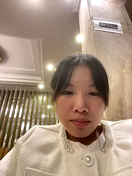 QueenLink online show from September 22, 2025, 1:57 pm