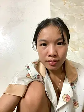 QueenLink online show from September 26, 2025, 5:39 pm