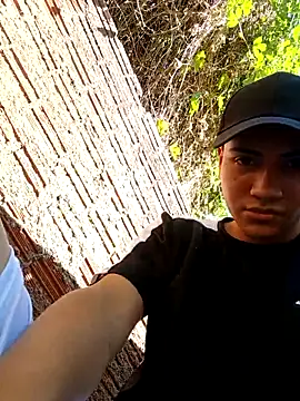 novinho safado   online show from April 23, 2026, 4:31 pm