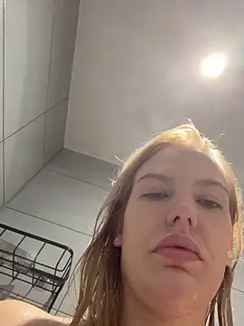 Chloemillerrxx online show from September 17, 2025, 3:24 pm