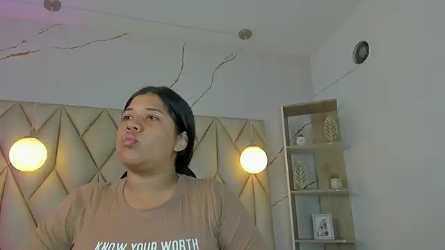 amandarabit online show from October 14, 2025, 1:45 pm