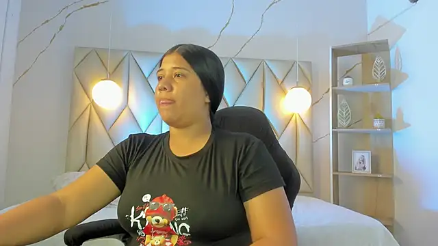 amandarabit online show from October 18, 2025, 2:18 pm