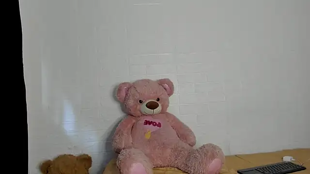 HaileyDuke online show from June 15, 2026, 9:17 pm