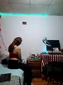 Natalykaty online show from March 4, 2026, 4:18 am