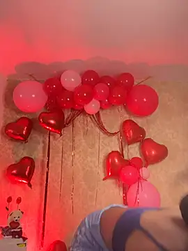 Snapshot of MorenaLush_Eup chatting on February 13, 2026, 12:17 am MorenaLush Eup online show from February 13, 2026, 12:17 am