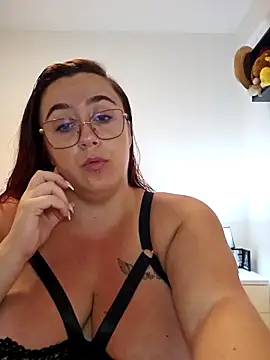 HotRubyXxx online show from September 18, 2025, 10:23 pm