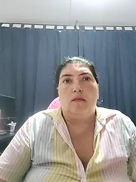 lina maria99 online show from October 16, 2025, 11:17 pm