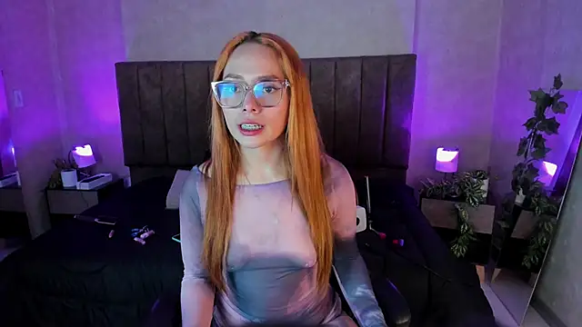Snapshot of LanaMills_ chatting on October 12, 2025, 3:49 am LanaMills  online show from October 12, 2025, 3:49 am