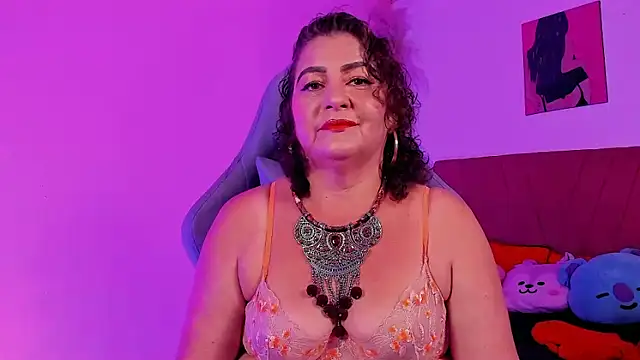 Snapshot of PalomaLombardi chatting on February 9, 2026, 8:13 pm PalomaLombardi online show from February 9, 2026, 8:13 pm