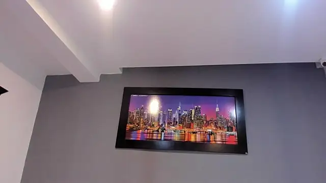 CharlotteCottin online show from April 16, 2026, 9:39 pm