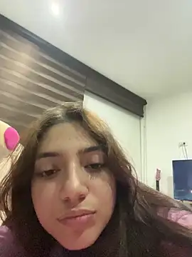 LisaGoddes online show from April 23, 2026, 12:01 am