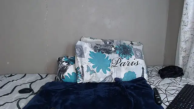 Lunalee online show from February 1, 2026, 9:08 am