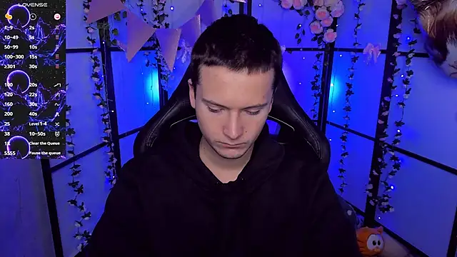 ZackNeal online show from October 15, 2025, 6:02 am