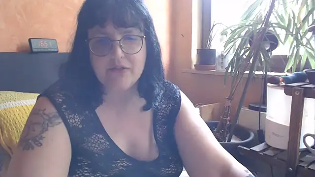 ladyfrombonn online show from July 19, 2026, 2:54 pm