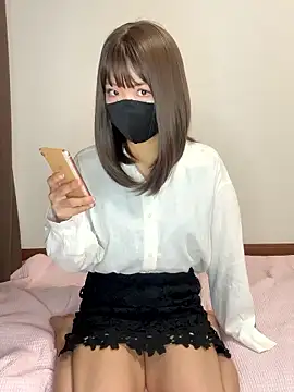 Snapshot of reina_00121 chatting on October 31, 2025, 12:22 am reina 00121 online show from October 31, 2025, 12:22 am