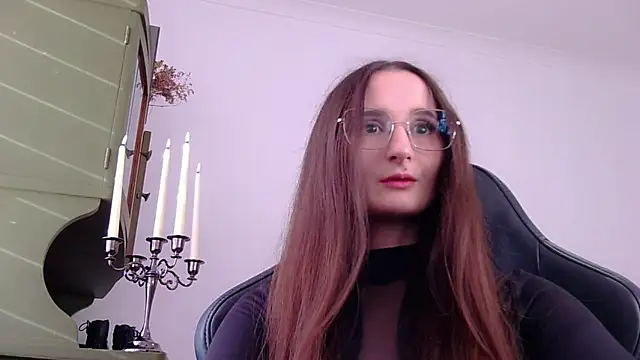 Nova Mystic online show from September 17, 2025, 1:46 pm