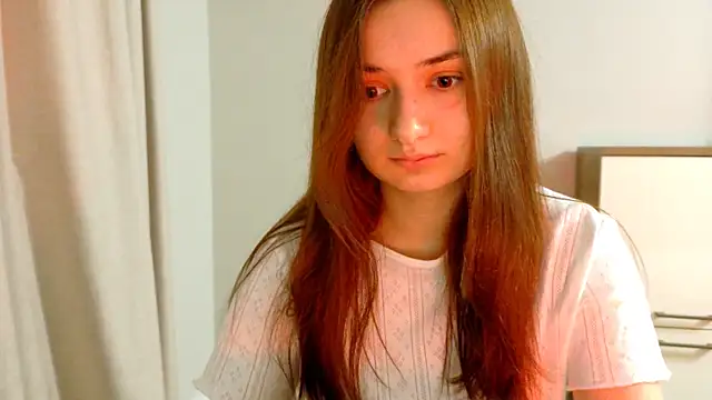 Snapshot of Lelia_Vibe chatting on October 27, 2025, 12:04 am Lelia Vibe online show from October 27, 2025, 12:04 am