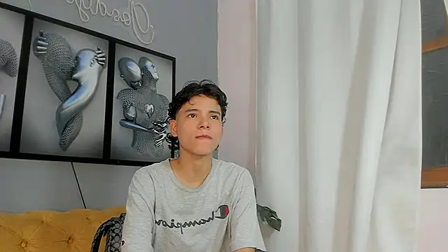 Snapshot of camillo_virgil chatting on October 28, 2025, 11:03 am camillo virgil online show from October 28, 2025, 11:03 am