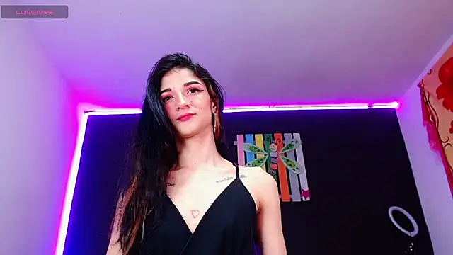 Snapshot of ingrid_zese_ chatting on October 18, 2025, 6:52 pm ingrid zese  online show from October 18, 2025, 6:52 pm