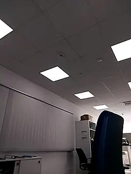 Hisnimin online show from March 20, 2026, 11:20 pm