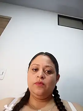 Nanna 160290 online show from April 28, 2026, 8:14 pm