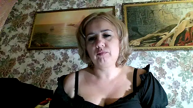 Snapshot of LustyyX chatting on September 25, 2025, 4:54 pm LustyyX online show from September 25, 2025, 4:54 pm