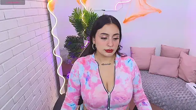 Darling tay online show from October 13, 2025, 3:28 am