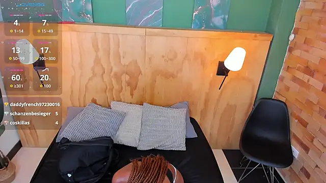 halleylorens online show from September 16, 2025, 7:04 pm