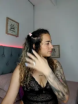 Miss-Melina online show from October 26, 2025, 9:31 pm