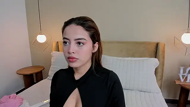 Snapshot of ArianaSilva_ chatting on September 19, 2025, 11:55 am ArianaSilva  online show from September 19, 2025, 11:55 am