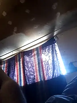 Snapshot of lucho2328 chatting on October 4, 2025, 8:29 pm lucho2328 online show from October 4, 2025, 8:29 pm