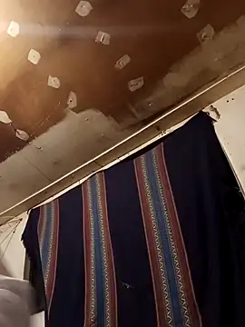 Snapshot of lucho2328 chatting on October 8, 2025, 4:32 am lucho2328 online show from October 8, 2025, 4:32 am