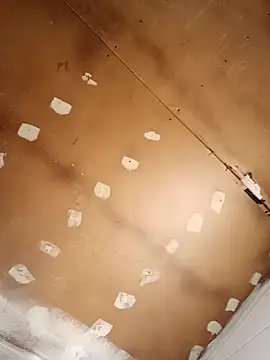 Snapshot of lucho2328 chatting on October 17, 2025, 9:39 pm lucho2328 online show from October 17, 2025, 9:39 pm