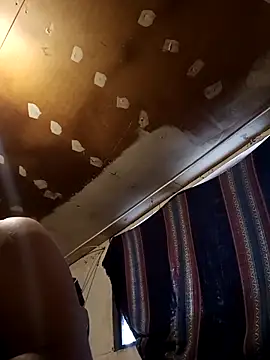 Snapshot of lucho2328 chatting on October 27, 2025, 10:25 pm lucho2328 online show from October 27, 2025, 10:25 pm