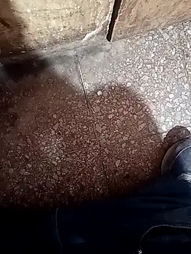 Snapshot of lucho2328 chatting on October 28, 2025, 10:45 pm lucho2328 online show from October 28, 2025, 10:45 pm