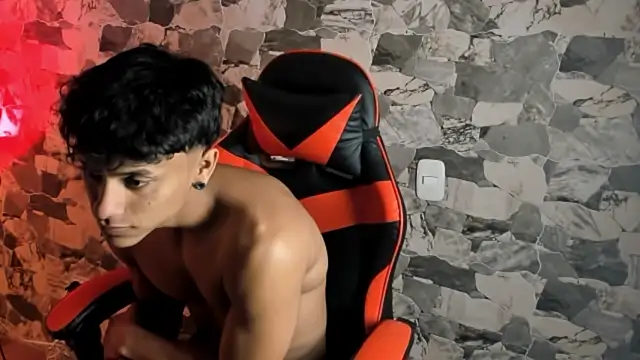 ZYZZ1312 online show from June 18, 2026, 5:08 am