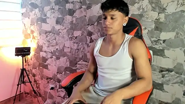 ZYZZ1312 online show from June 26, 2026, 6:56 pm