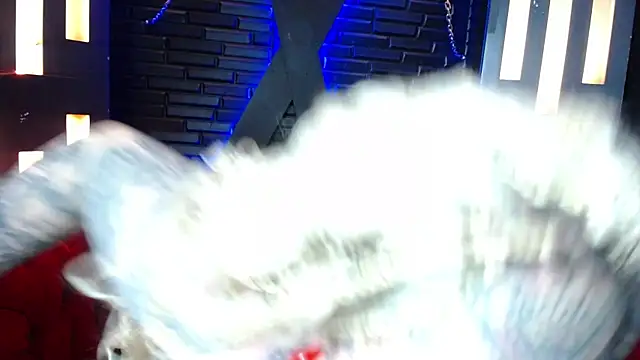 Snapshot of Venus_Rock chatting on March 23, 2026, 12:09 pm Venus Rock online show from March 23, 2026, 12:09 pm