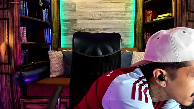 Donovan Desmond online show from February 5, 2026, 1:32 am