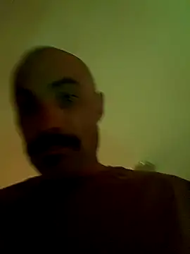 Hansomellyfine online show from September 12, 2025, 5:07 am